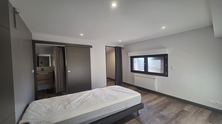 Ma-Cabane - Location Maison Saint-Sulpice-de-Faleyrens, 95 m²