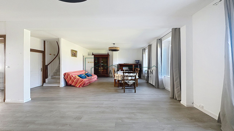 Ma-Cabane - Location Maison SAINT-SULPICE-LAURIERE, 155 m²