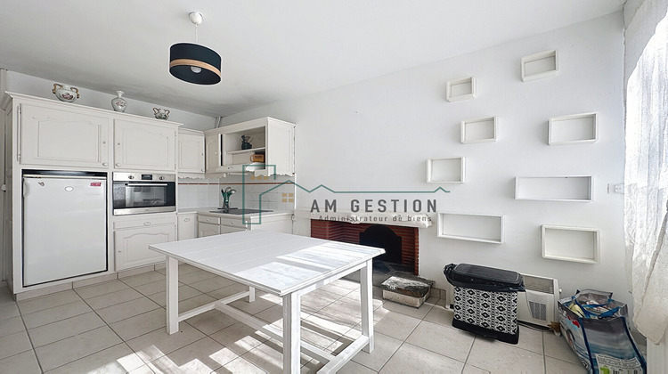 Ma-Cabane - Location Maison SAINT-SULPICE-LAURIERE, 155 m²