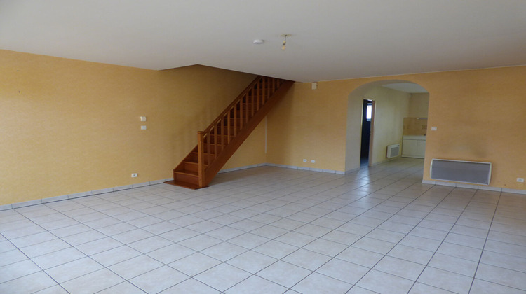 Ma-Cabane - Location Maison SAINT-TRIVIER-DE-COURTES, 102 m²