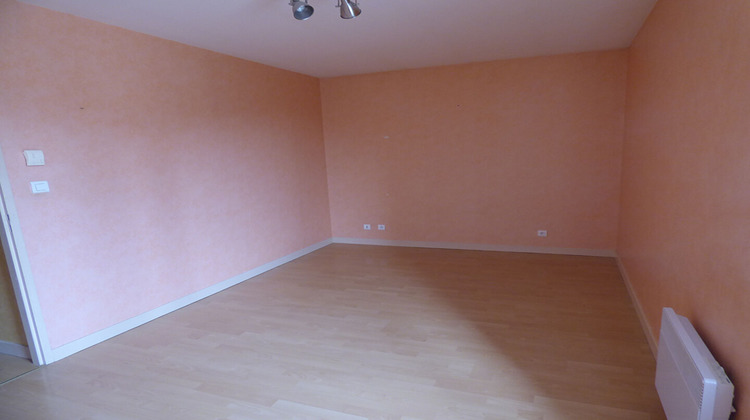 Ma-Cabane - Location Maison SAINT-TRIVIER-DE-COURTES, 102 m²