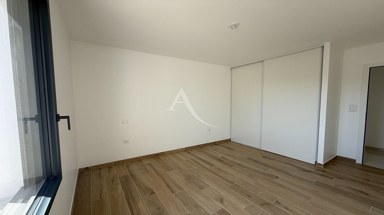 Ma-Cabane - Location Maison SAINT-URBAIN, 0 m²