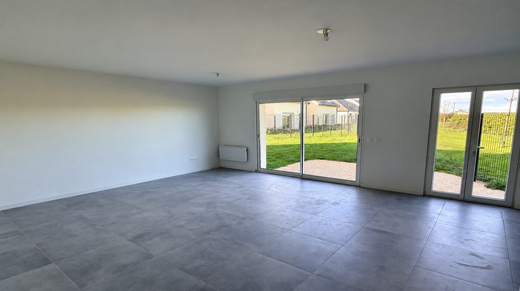 Ma-Cabane - Location Maison Saint-Vaast-en-Chaussée, 94 m²