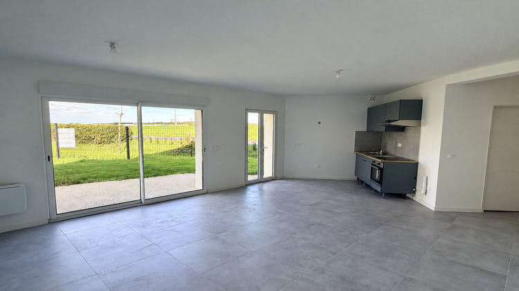 Ma-Cabane - Location Maison Saint-Vaast-en-Chaussée, 94 m²