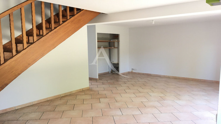 Ma-Cabane - Location Maison SAINT-VIATRE, 65 m²