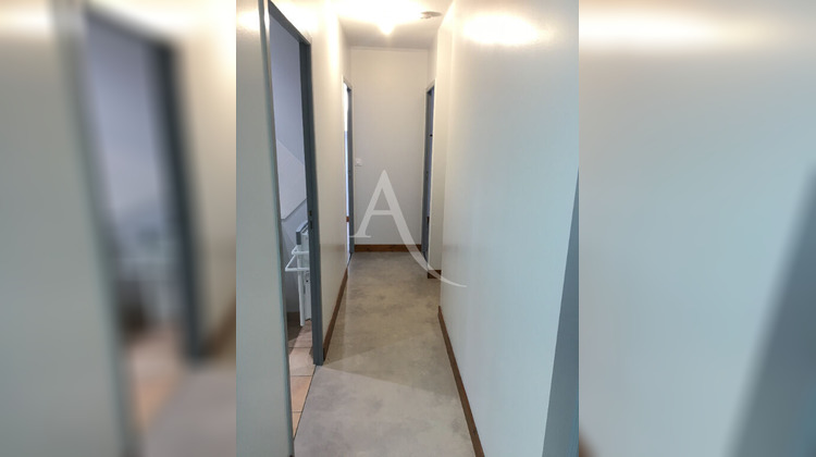 Ma-Cabane - Location Maison SAINT-VIATRE, 65 m²
