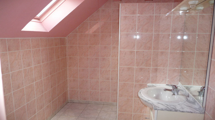Ma-Cabane - Location Maison SAINT-VIATRE, 69 m²