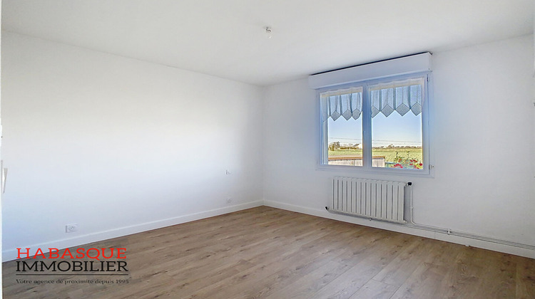 Ma-Cabane - Location Maison SAINT-VOUGAY, 117 m²