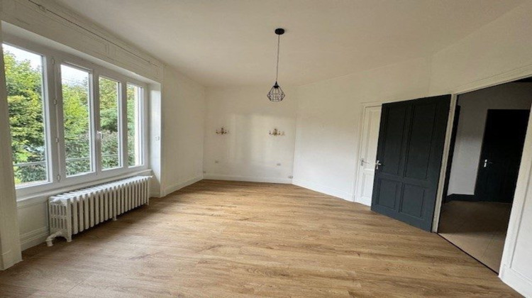 Ma-Cabane - Location Maison Sainte-Agathe-la-Bouteresse, 109 m²