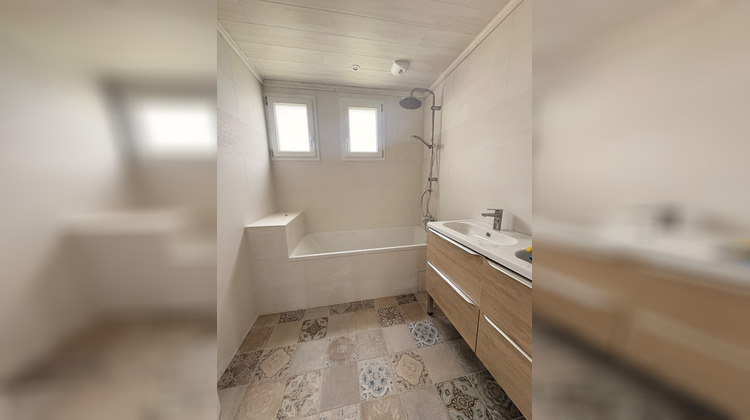 Ma-Cabane - Location Maison SAINTE-ANNE-D'AURAY, 111 m²