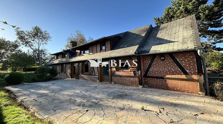 Ma-Cabane - Location Maison Sainte-Colombe-la-Commanderie, 94 m²