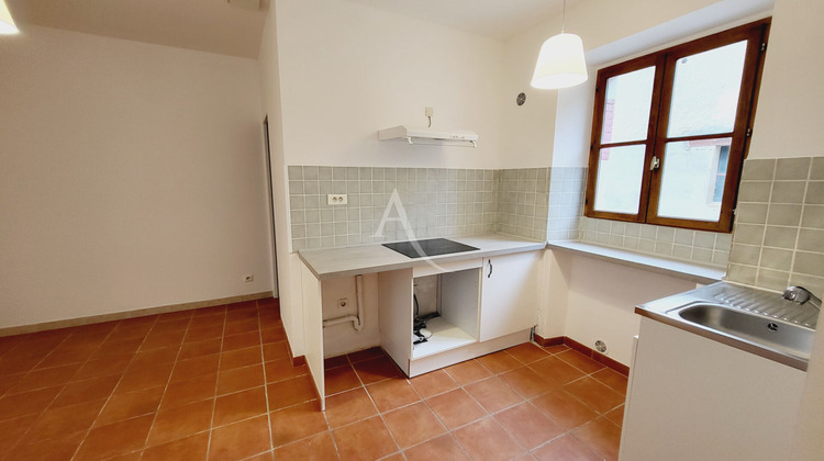 Ma-Cabane - Location Maison SAINTE-EULALIE, 65 m²