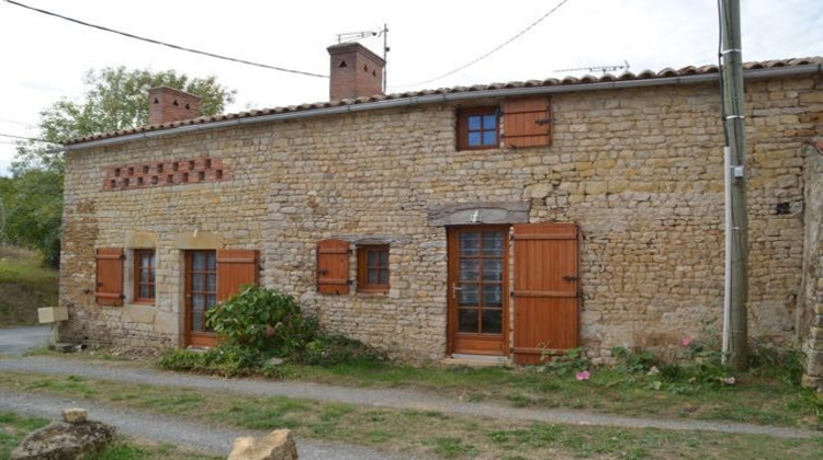 Ma-Cabane - Location Maison Sainte-Hermine, 66 m²