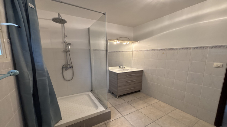 Ma-Cabane - Location Maison Sainte-Marie, 94 m²