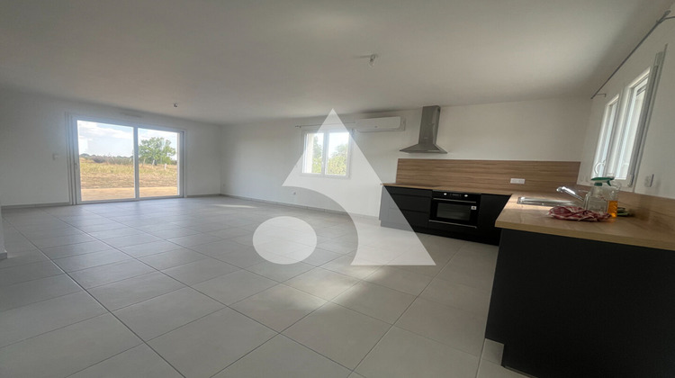Ma-Cabane - Location Maison SAINTE-OUENNE, 79 m²