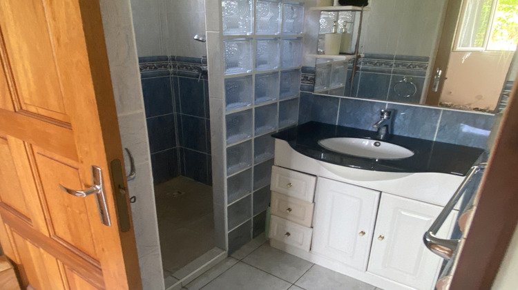 Ma-Cabane - Location Maison Sainte-Suzanne, 100 m²