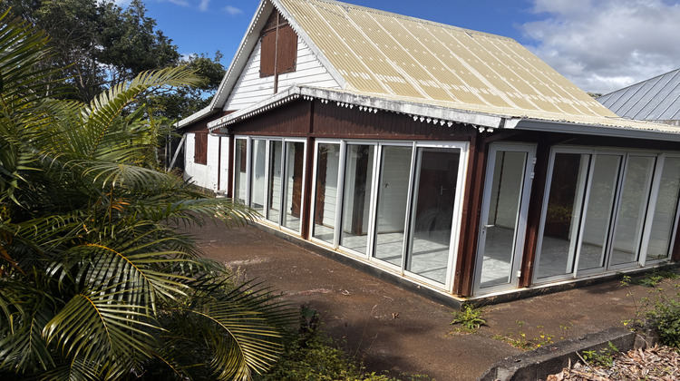 Ma-Cabane - Location Maison Sainte-Suzanne, 86 m²