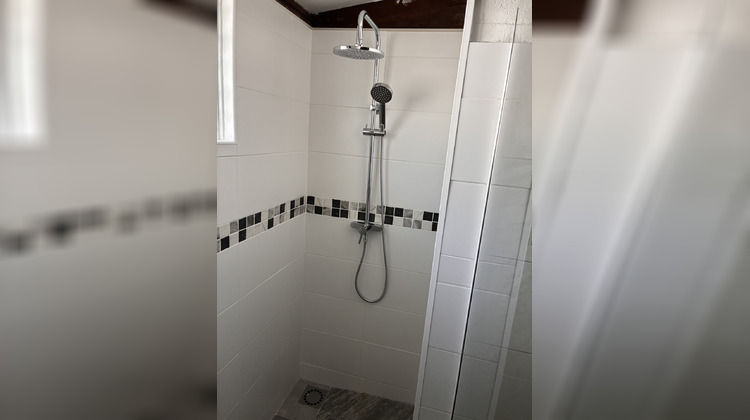 Ma-Cabane - Location Maison Sainte-Suzanne, 86 m²