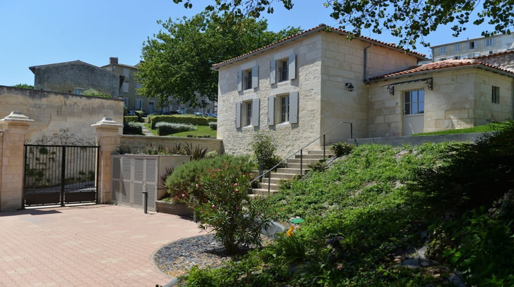 Ma-Cabane - Location Maison Saintes, 57 m²