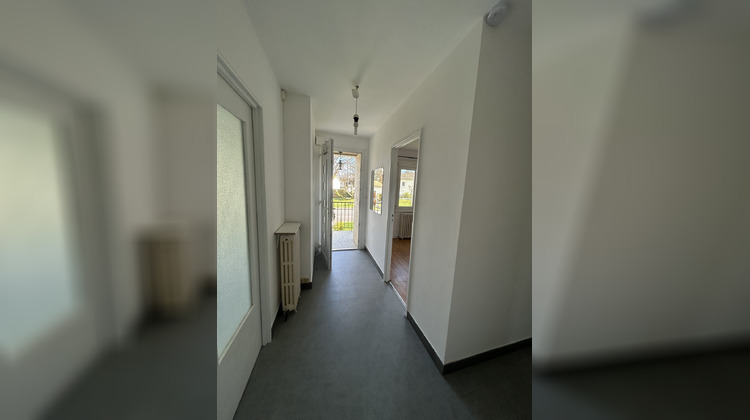 Ma-Cabane - Location Maison Saintes, 72 m²