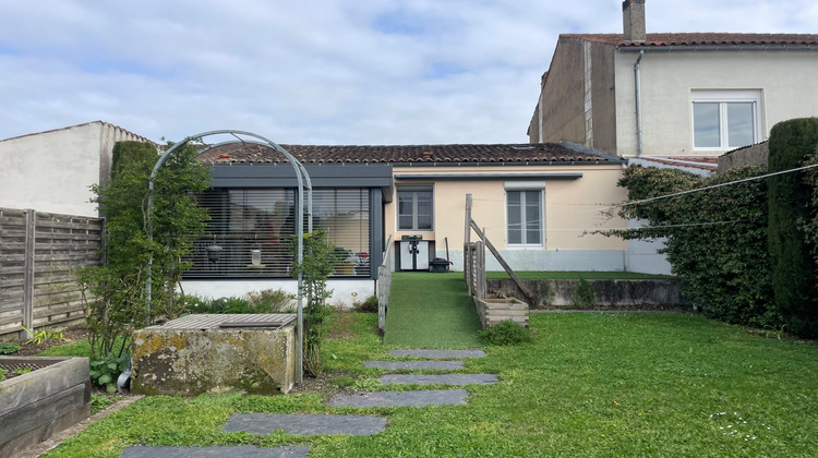 Ma-Cabane - Location Maison Saintes, 71 m²