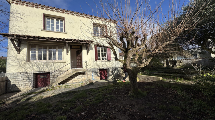 Ma-Cabane - Location Maison Saintes, 88 m²