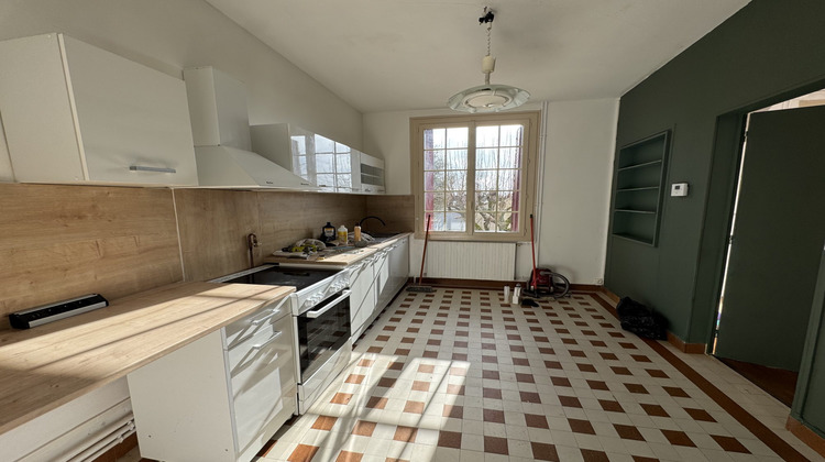 Ma-Cabane - Location Maison Saintes, 88 m²