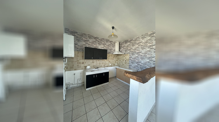 Ma-Cabane - Location Maison Saintes, 92 m²
