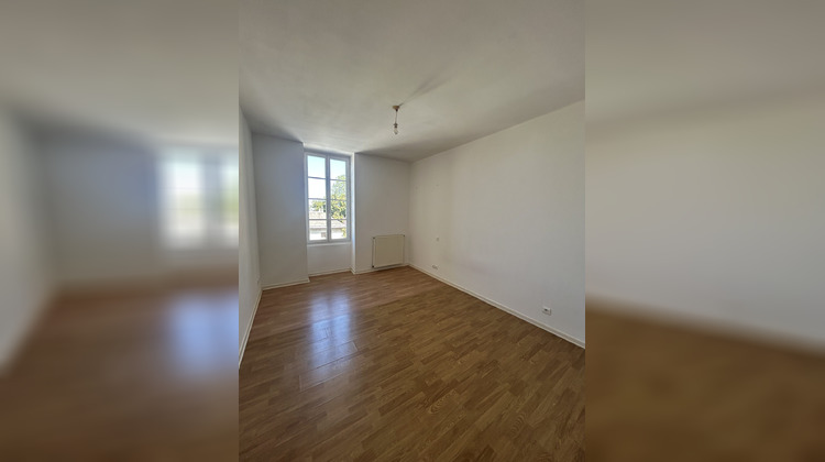 Ma-Cabane - Location Maison Saintes, 92 m²