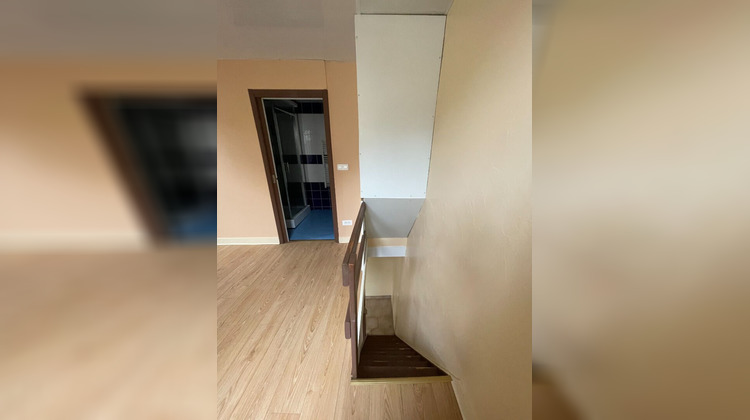 Ma-Cabane - Location Maison Saintes, 38 m²
