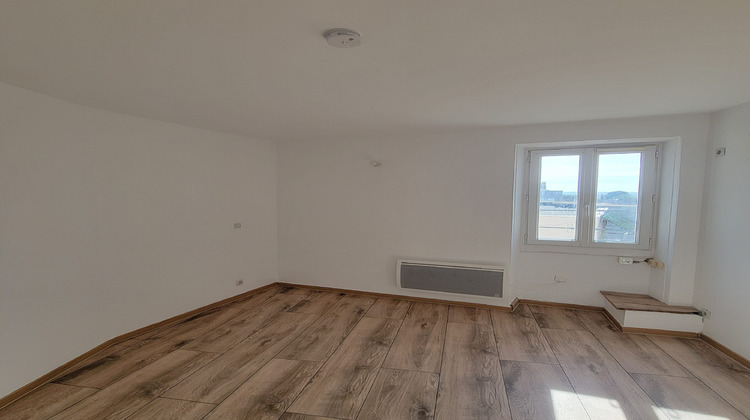 Ma-Cabane - Location Maison Salon-de-Provence, 64 m²