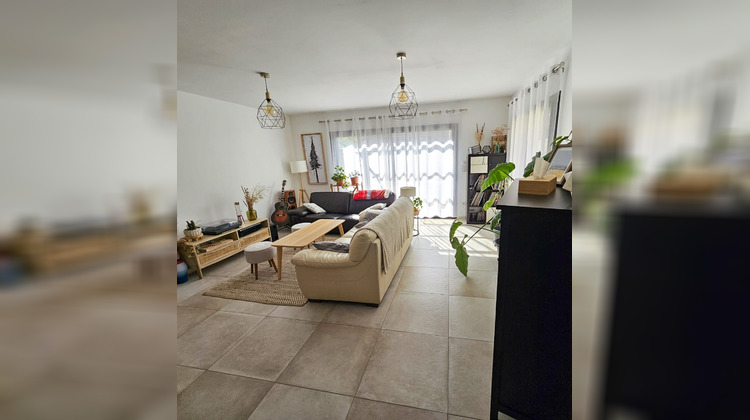 Ma-Cabane - Location Maison Salon-de-Provence, 99 m²