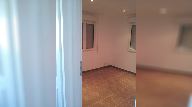 Ma-Cabane - Location Maison SALON-DE-PROVENCE, 34 m²