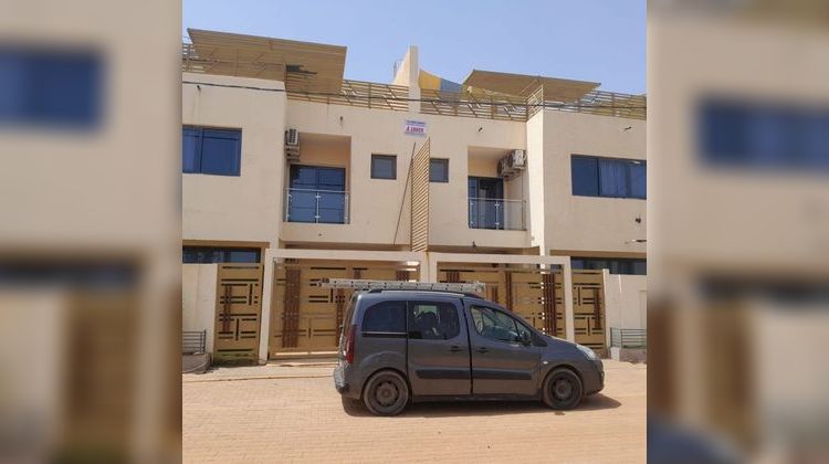 Ma-Cabane - Location Maison SANGALKAM, 150 m²