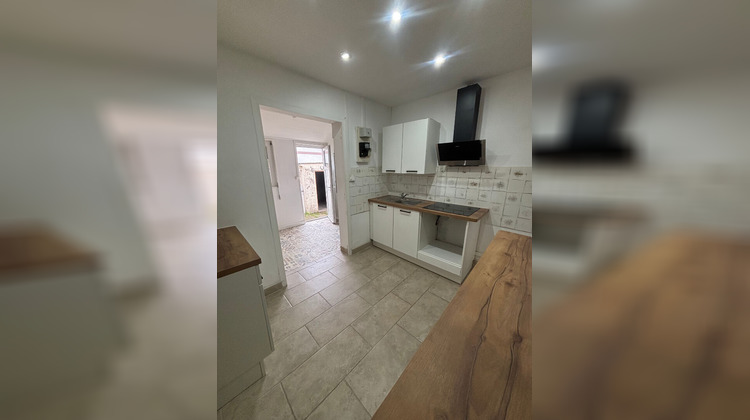 Ma-Cabane - Location Maison SANVIGNES-LES-MINES, 67 m²