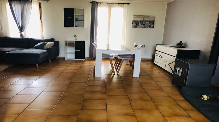 Ma-Cabane - Location Maison SARLIAC-SUR-L'ISLE, 80 m²