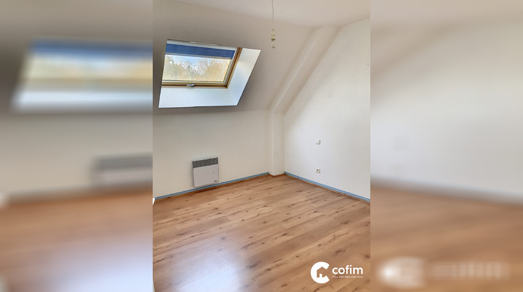 Ma-Cabane - Location Maison SAUVAGNON, 109 m²