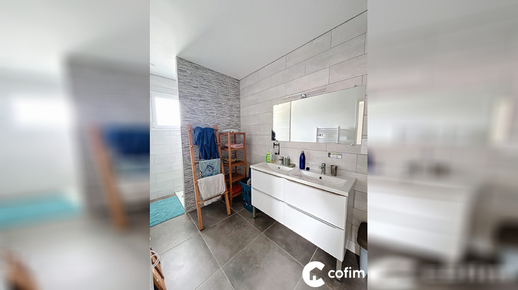 Ma-Cabane - Location Maison SAUVAGNON, 109 m²