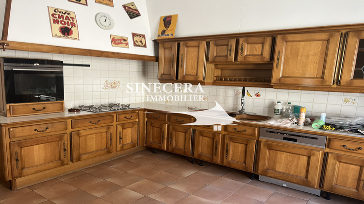 Ma-Cabane - Location Maison Sauveterre-de-Guyenne, 185 m²