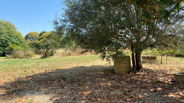 Ma-Cabane - Location Maison SAUVETERRE-DE-GUYENNE, 200 m²