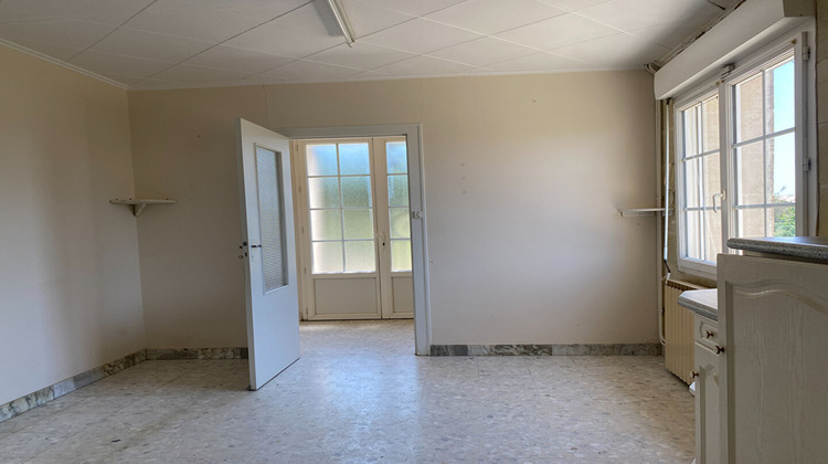Ma-Cabane - Location Maison SAUVETERRE-DE-GUYENNE, 200 m²