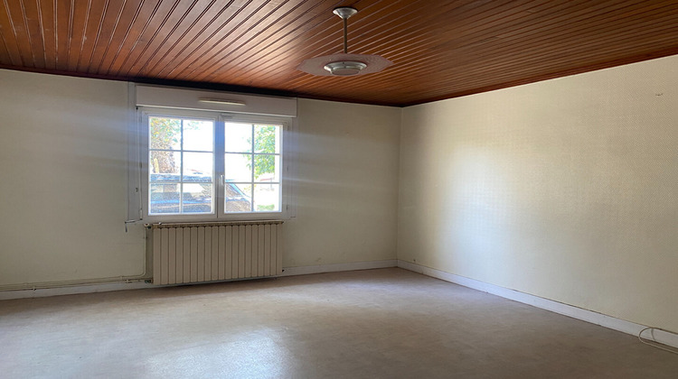 Ma-Cabane - Location Maison SAUVETERRE-DE-GUYENNE, 200 m²