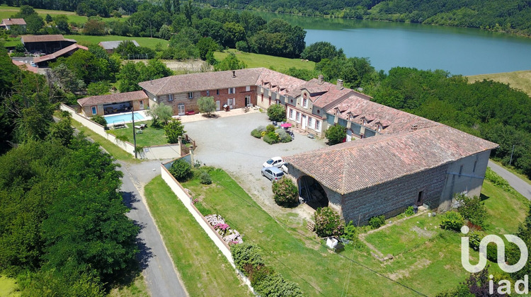 Ma-Cabane - Location Maison Savères, 202 m²