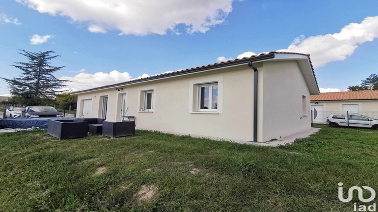 Ma-Cabane - Location Maison Savignac-de-l'Isle, 88 m²