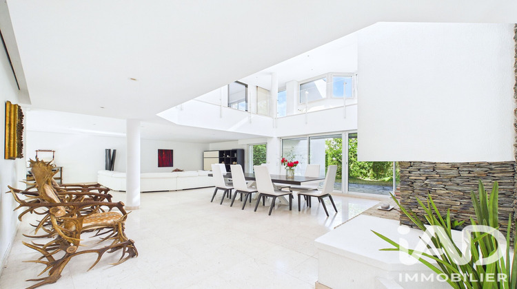 Ma-Cabane - Location Maison Sceaux, 233 m²