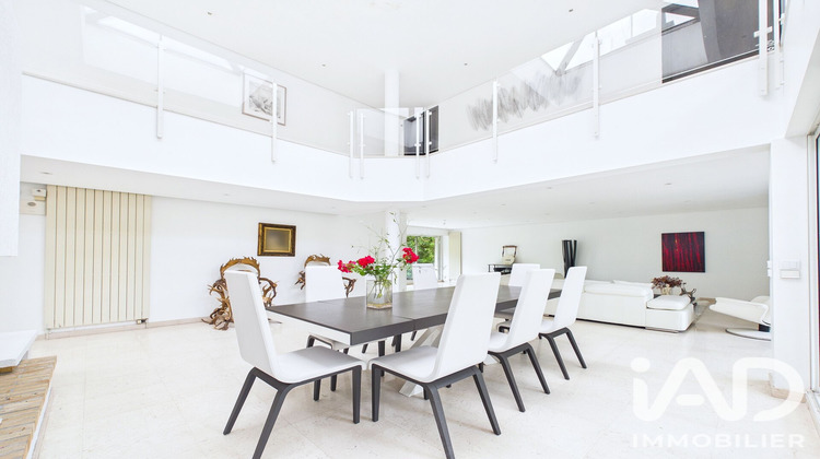 Ma-Cabane - Location Maison Sceaux, 233 m²