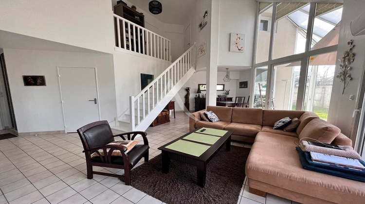 Ma-Cabane - Location Maison SEGRE, 89 m²