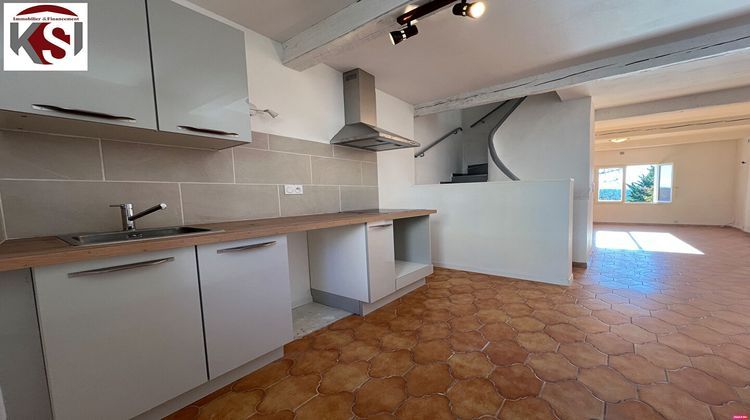 Ma-Cabane - Location Maison SEILLONS-SOURCE-D'ARGENS, 95 m²