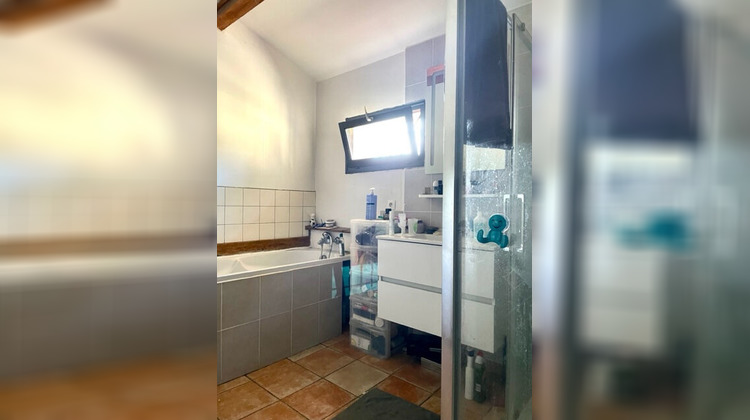 Ma-Cabane - Location Maison SENAS, 95 m²