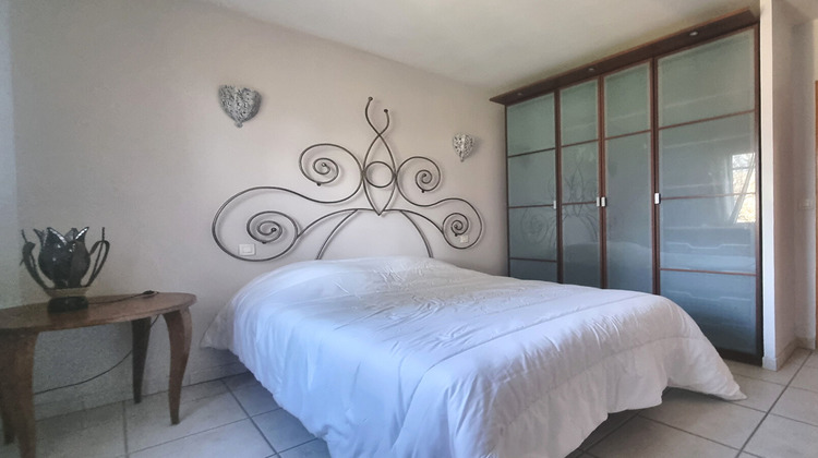 Ma-Cabane - Location Maison SENAS, 80 m²